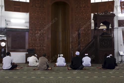 SOLAT JUMAAT DI NEGERI SEMBILAN