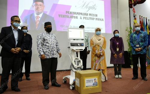 DATUK DR KHAIRUDDIN AMAN RAZALI