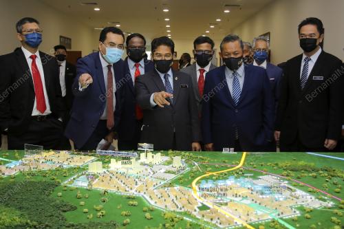 DATUK SERI AMINUDDIN HARUN
