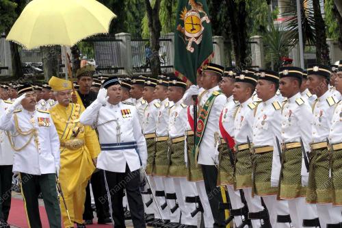 TUANKU MUHRIZ IBIN TUANKU MUNAWIR