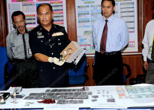 NS01_16102012_RAMPAS_DADAH