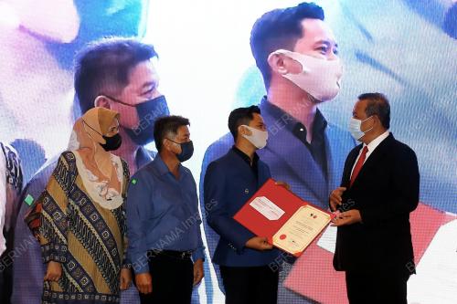 DATUK SERI AMINUDDIN HARUN