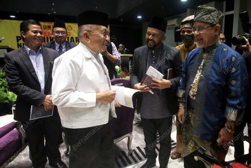 TAN SRI RAIS YATIM