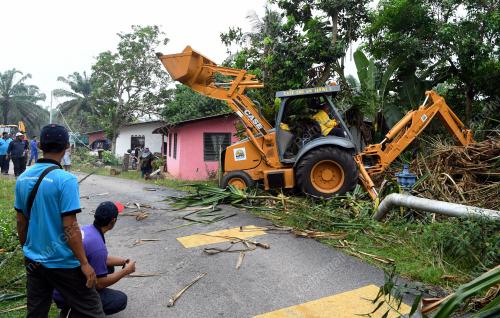NS01_17092018_BANJIR_KILAT