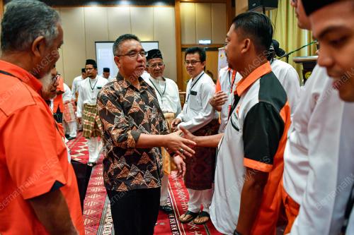 ADLY ZAHARI
