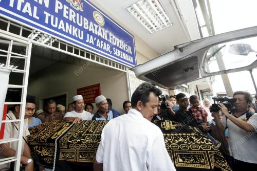 JENAZAH ACHIK SPIN