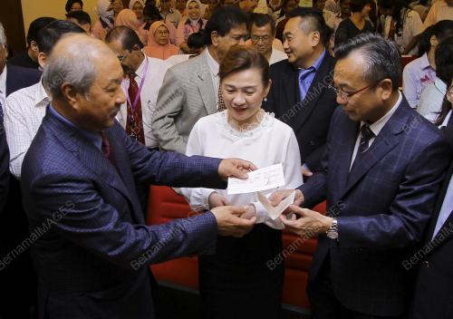 DATUK LEE TIAN HOCK