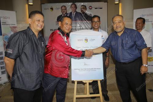 DATUK SERI AMINUDDIN HARUN