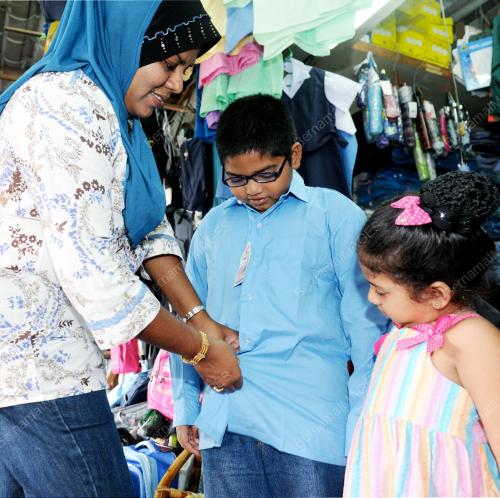 BAJU SEKOLAH