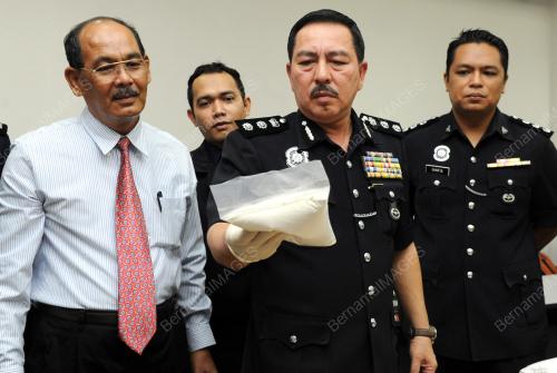 NS01_18122015_POLIS_DADAH