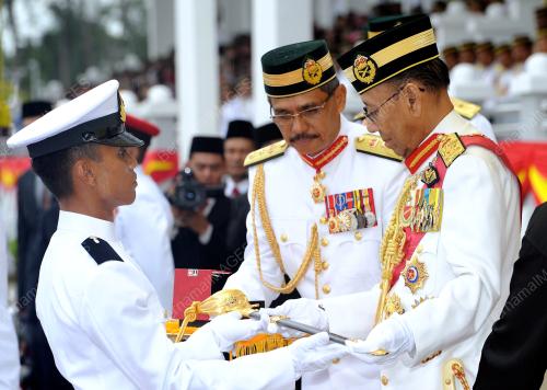 NS01_19012013_AGONG_TENTERA