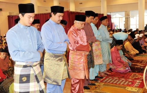 NS01_19082012_MOHAMAD_RAYA