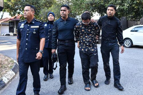 KES MAHKAMAH