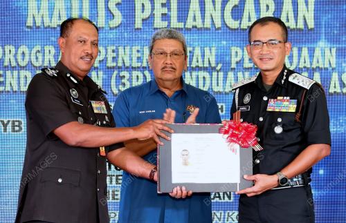 DATUK SERI WAN AHMAD DAHLAN