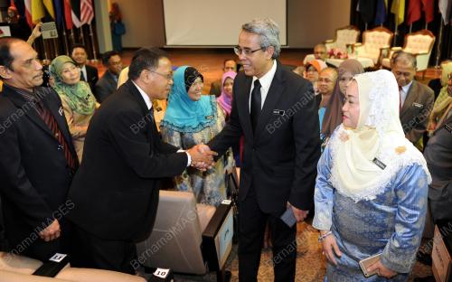 NS01_20082015_WACANA_PERDANA