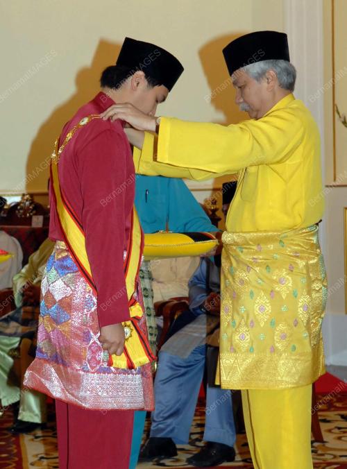 TUANKU MUHRIZ IBNI ALMARHUM TUANKU MUNAWIR