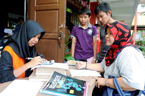 BUKU SEKOLAH