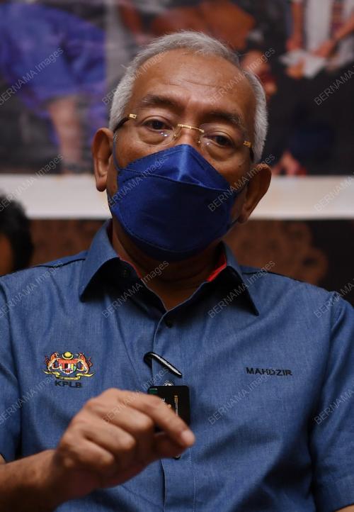 DATUK SERI MAHDZIR KHALID