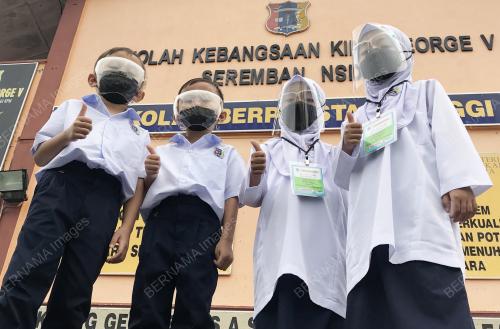 HARI PERTAMA PERSEKOLAHAN