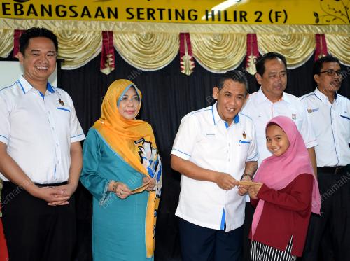 NS01_21122018_BANTUAN_FELDA