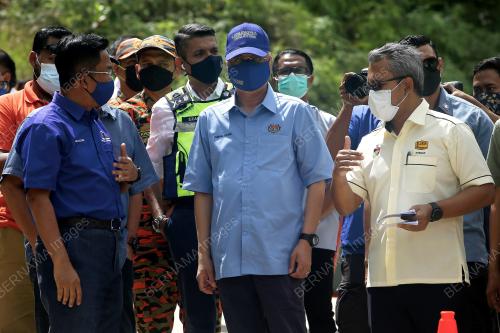 DATUK SERI ISMAIL SABRI YAAKOB