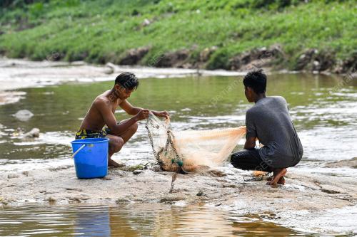AKTIVITI MENJALA IKAN