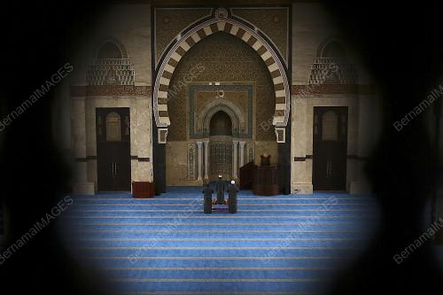 SOLAT JUMAAT PERTAMA DI BULAN RAMADAN