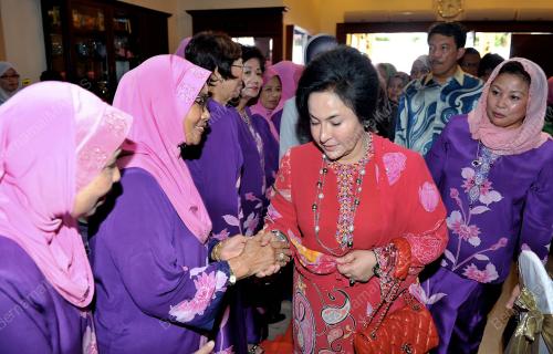 DATIN SERI ROSMAH MANSOR