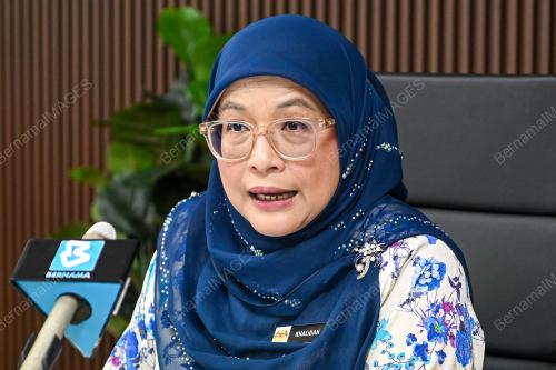 KHALIDAH OMAR
