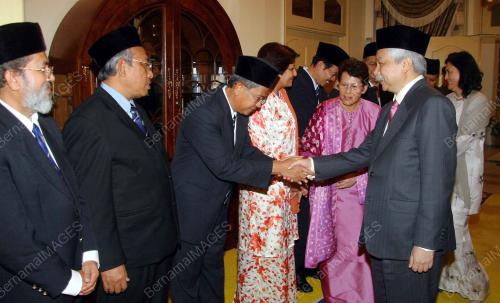 TUANKU MUHRIZ IBNI ALMARHUM TUANKU MUNAWIR