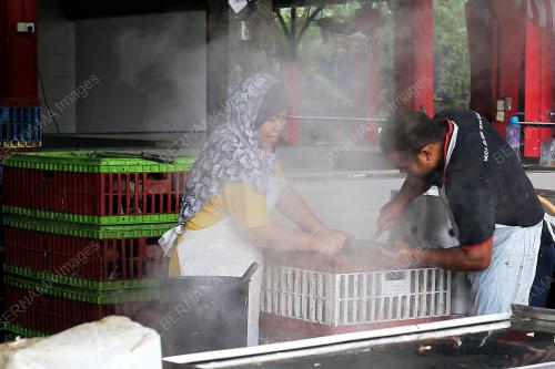BEKALAN AYAM DI REMBAU
