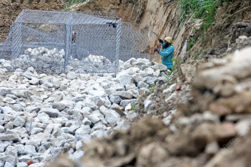 PROJEK RANCANGAN TEBATAN BANJIR (RTB) SUNGAI LINGGI