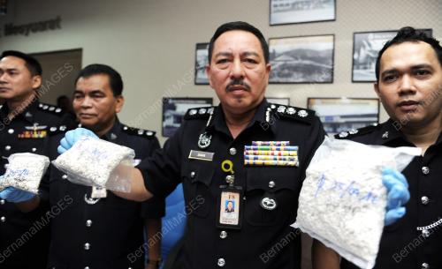 NS01_26092016_POLIS_DADAH