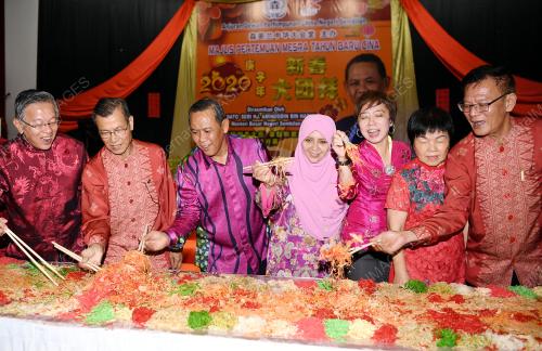 DATUK SERI AMINUDDIN HARUN
