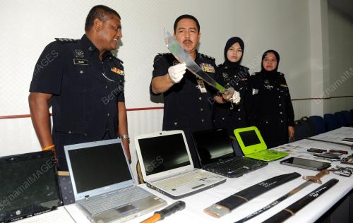 NS01_29052015_POLIS