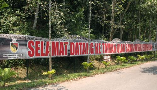 TAMAN ULAR SAWA