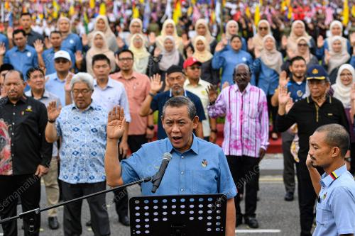 DATUK SERI AMINUDDIN HARUN