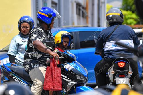 KEMPEN KESELAMATAN JALAN RAYA SEMPENA DEEPAVALI