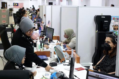 JABATAN IMIGRESEN MALAYSIA