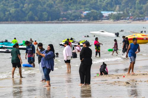RIADAH DI PANTAI PORT DICKSON