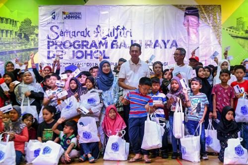PROGRAM BAJU RAYA DE JOHOL