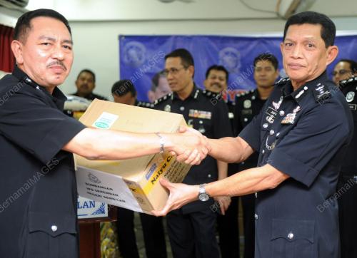 NS01_31122014_POLIS_SUMBANGAN