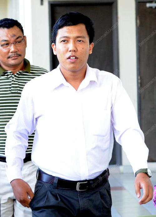 NS02_01022012_POLIS_MAHKAMAH
