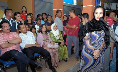 SITI NURHALIZA
