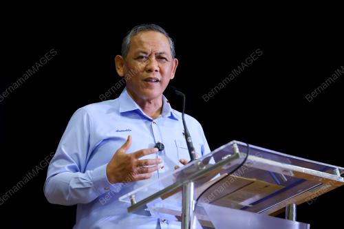 DATUK SERI AMINUDDIN HARUN 