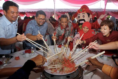 DATUK SERI AMINUDDIN HARUN