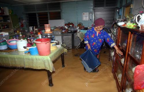 BANJIR KILAT