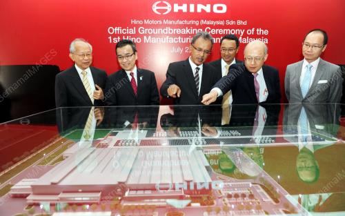 NS02_02072013_HINO