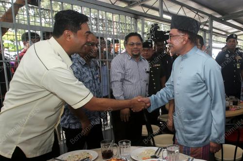DATUK SERI ANWAR IBRAHIM