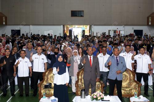 DATUK AZMAN MOHD YUSOF